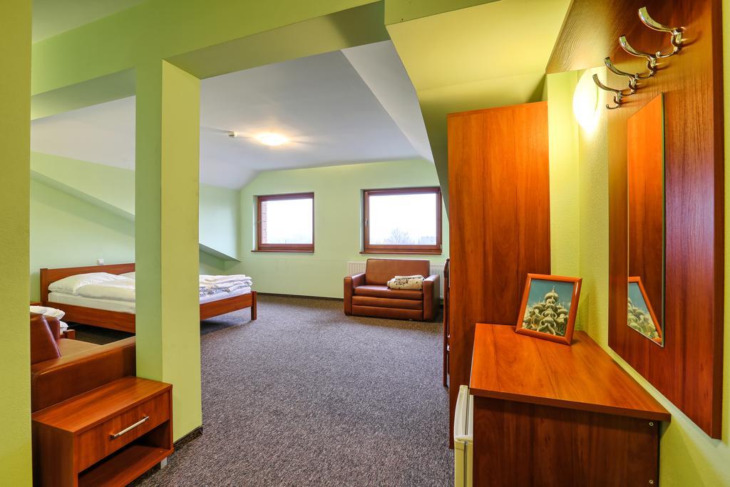 Hotel Tenis 츠르자체 객실 사진